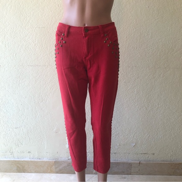 Forever 21 Women’s Size 30 Red Studded Capri Jeans Pants Stretchy Skinny Fit - Picture 1 of 16